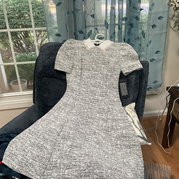 Dress - Picture 1 of 7